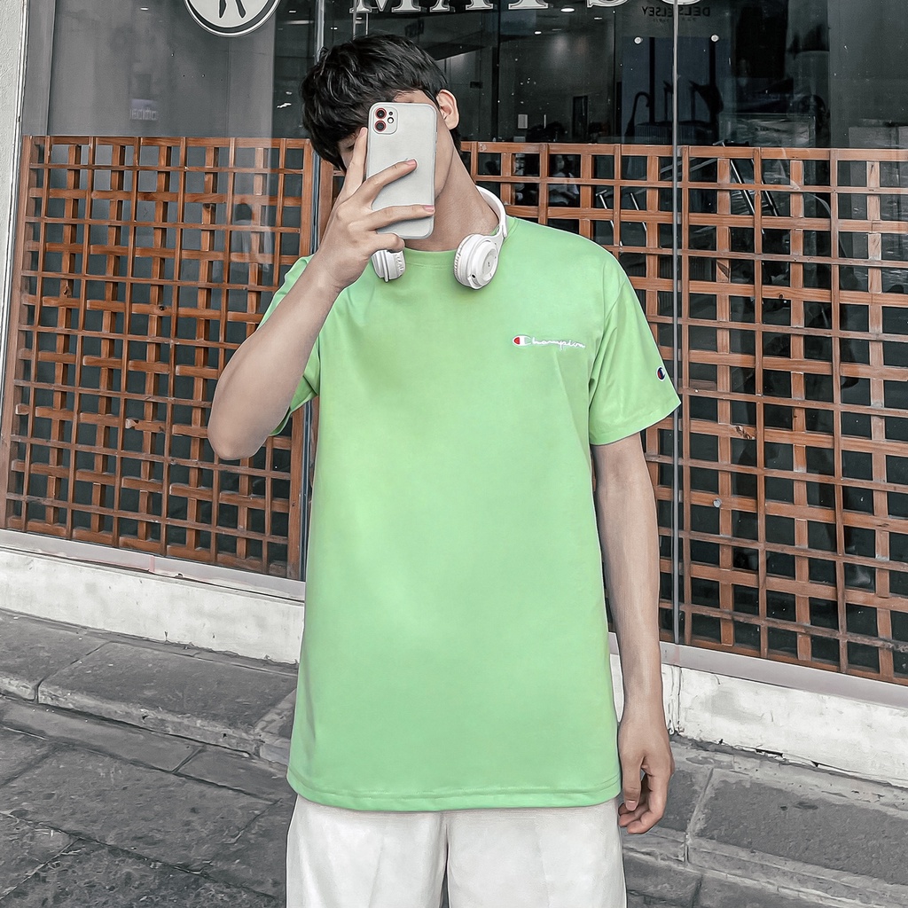 Áo Thun Champion Màu Hồng Thêu Chữ Màu Trắng Chất Liệu 100% Cotton Thoáng Mát Form Rộng Thoải Mái