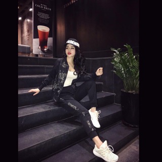 Set thể thao hoa hồng 