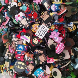 Sticker gắn dép, jibit gắn dép 2D, nút gắn dép siêu nhân anh hingf