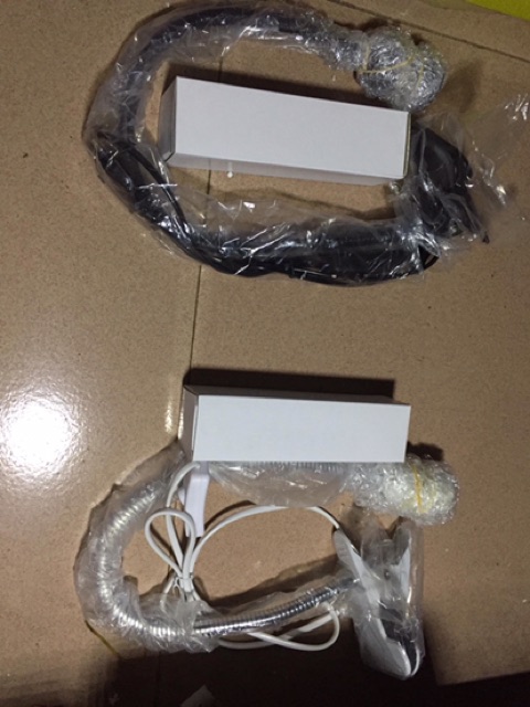 Đèn Led kẹp bàn đa năng dễ thay thế uốn dẻo