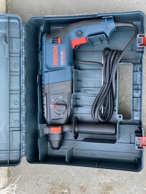 Máy khoan bê tông 3 chức năng 2-26 DRE công xuất 800W dây đồng