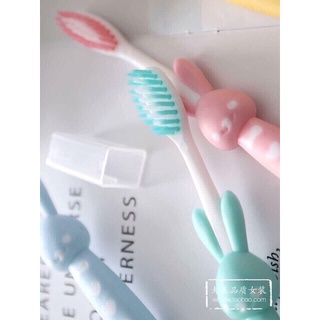 Set 4 bàn chải đánh răng cho bé/ Mom Space