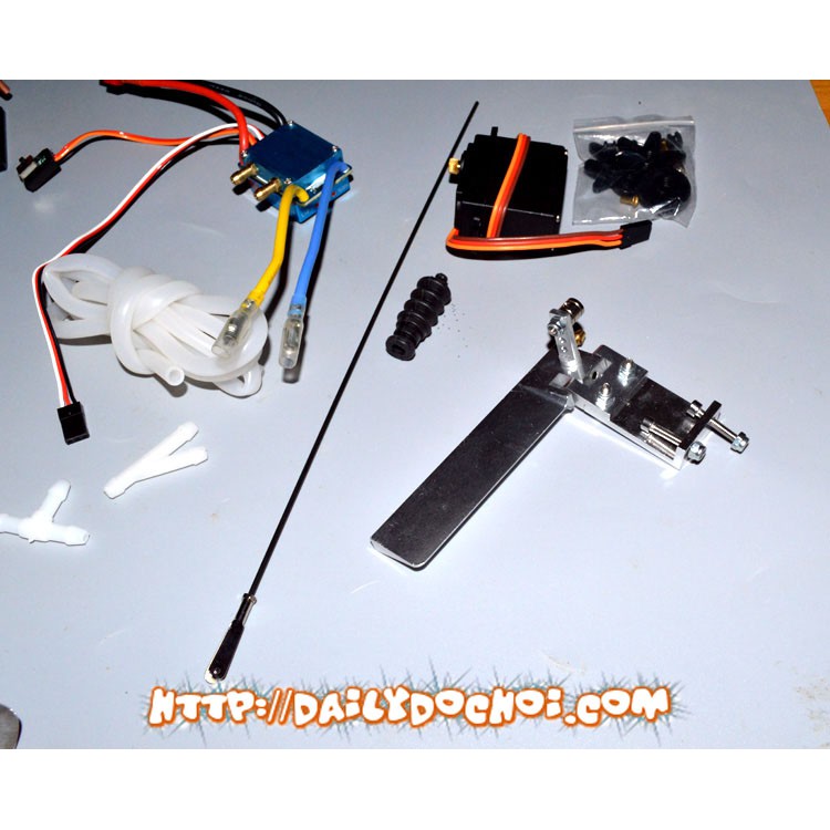 BCTT6 bộ chế tạo tàu siêu tốc động cơ 775 tầm xa tới 500 met không gồm pin sạc