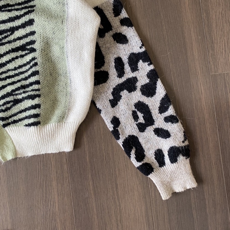 Áo cadigan hoạ tiết sọc beo 2hand