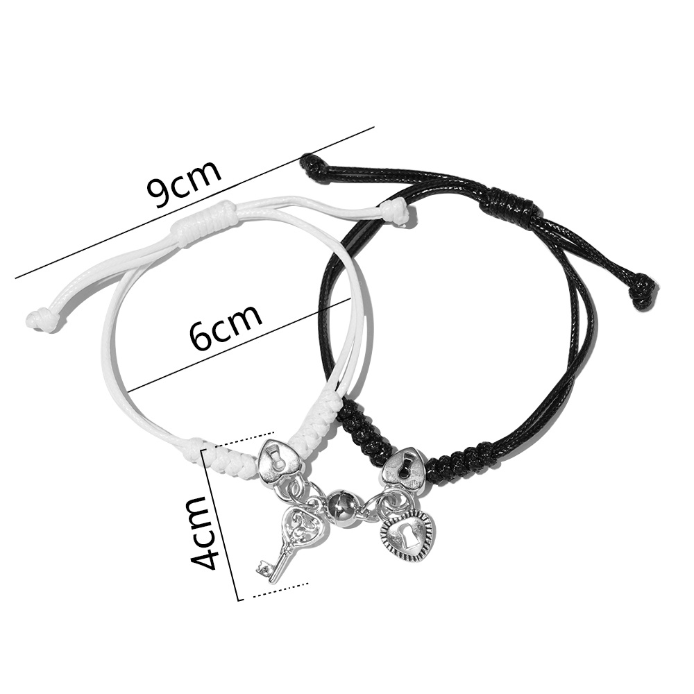 Bộ 2 Vòng Tay Chuỗi Hạt Đen Trắng Khóa Mangnet Có Thể Điều Chỉnh Cho Nam Và Nữ