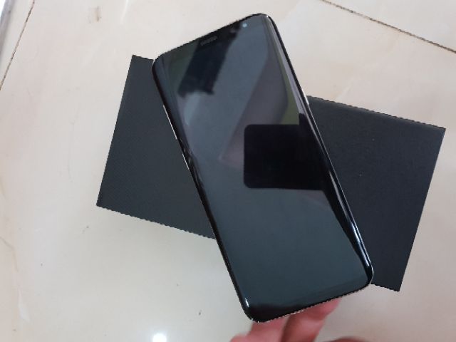 Điện thoại Samsung Galaxy S8 Plus mới 99% FULLBOX, chơi game nặng mượt