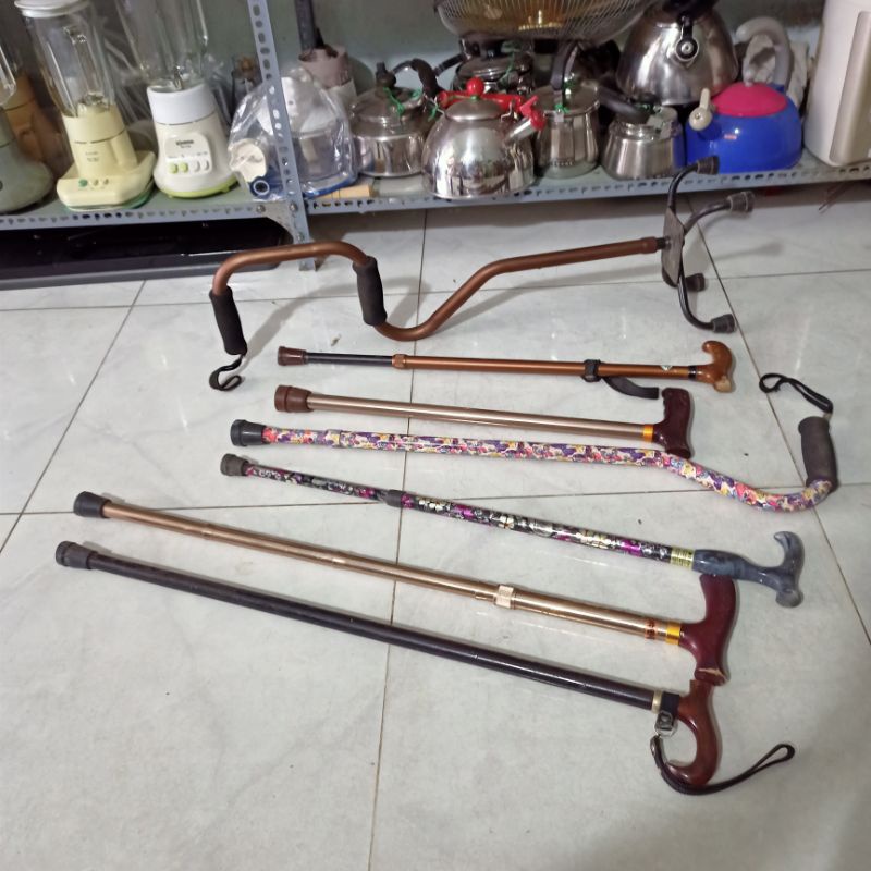 Gậy baton Nhật Bản nội địa