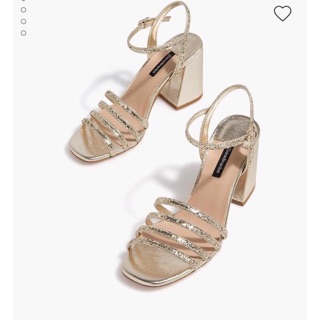 Sandals stra