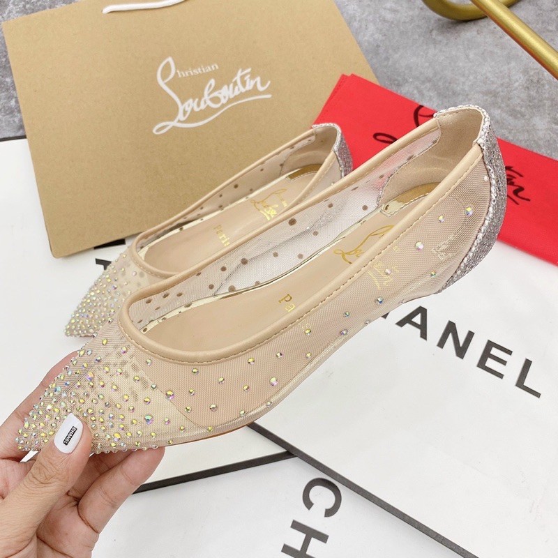 Giày búp bê đính đá mẫu mới nhất + video tự quay | BigBuy360 - bigbuy360.vn