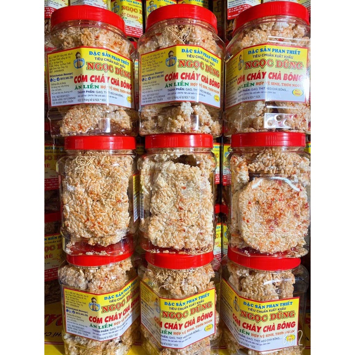 Cơm Chiên Chà Bông ( ăn liền ) là món ăn ngon ơi là ngon của Shop Đặc Sản Phan Thiết NGỌC DŨNG; Hộp 250 gram. HSD 6 thán