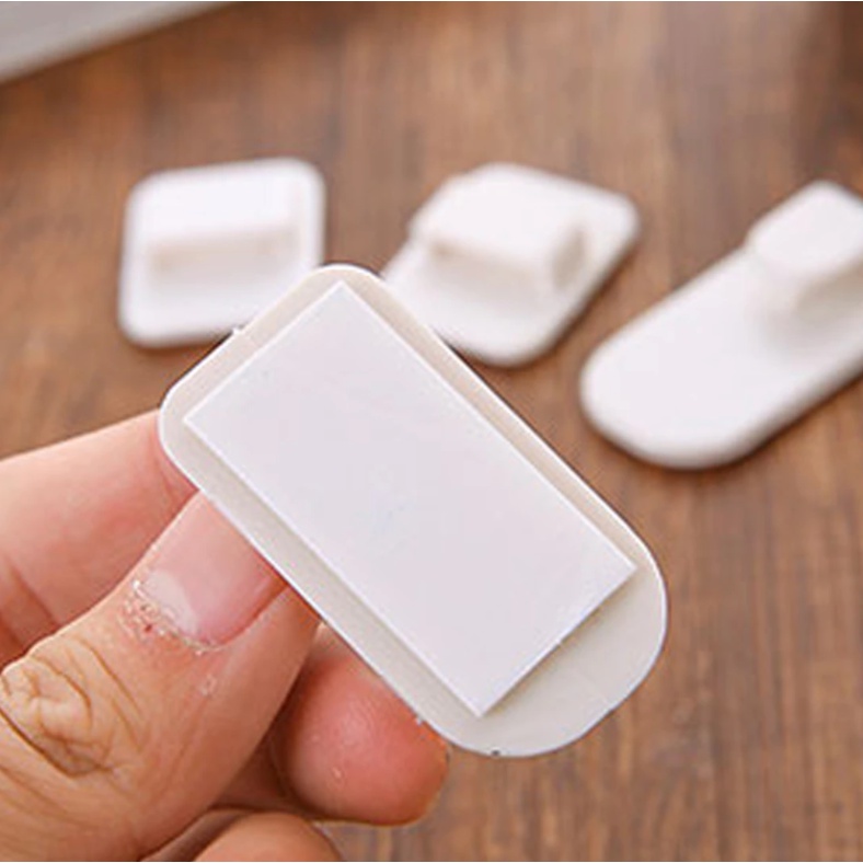 Set 2 bộ móc treo dán tường remote tiện dụng