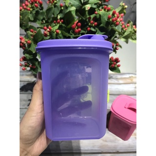 Bình nước Slim Line Pitcher 1L Tupperware