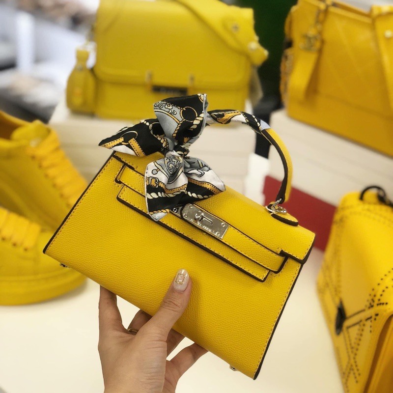 Túi mini size 19 đựng vừa điện thoại (ảnh thật, không hộp) tặng kèm khăn lụa | BigBuy360 - bigbuy360.vn