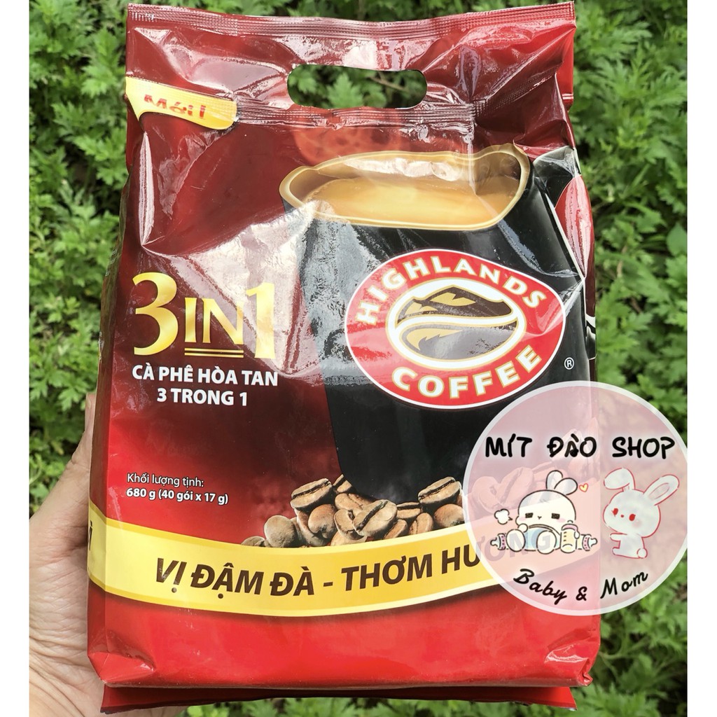 Cà phê hòa tan Highlands Coffee 3 in 1 bịch 40 gói x 17g