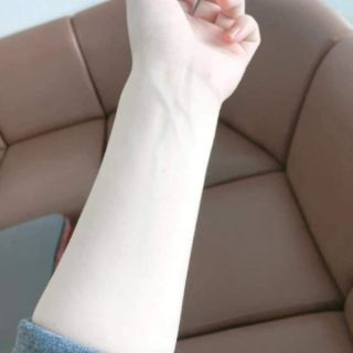SIÊU TRẮNG-KEM BODY PHÂN TỬ NƯỚC