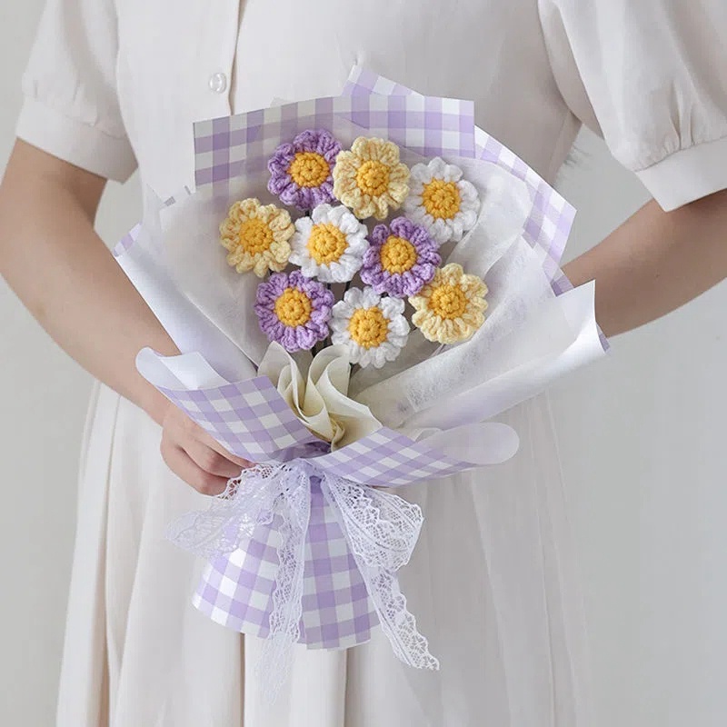 Bó Hoa Đan Tay Lãng Mạn Làm Quà Tặng Ngày Của Mẹ