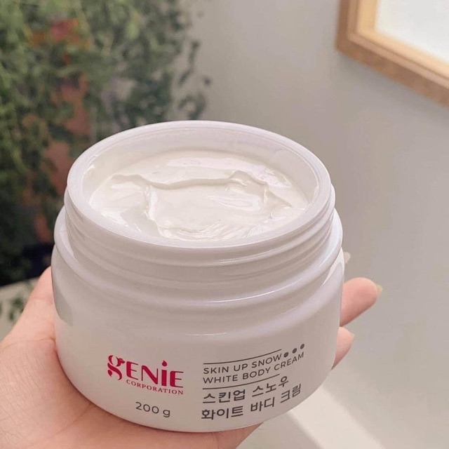 [ auth date mới ] Kem Body Tinh Thể Nước Skin Up Snow White Body Cream Genie Hàn Quốc