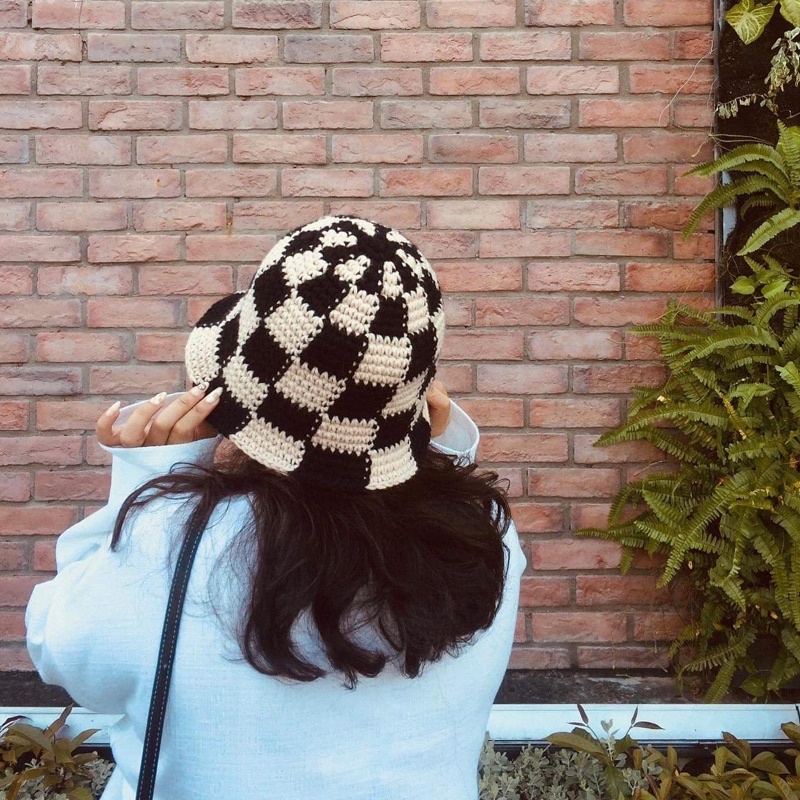 Mũ đan móc thủ công hoạ tiết bàn cờ CheckeredHATs
