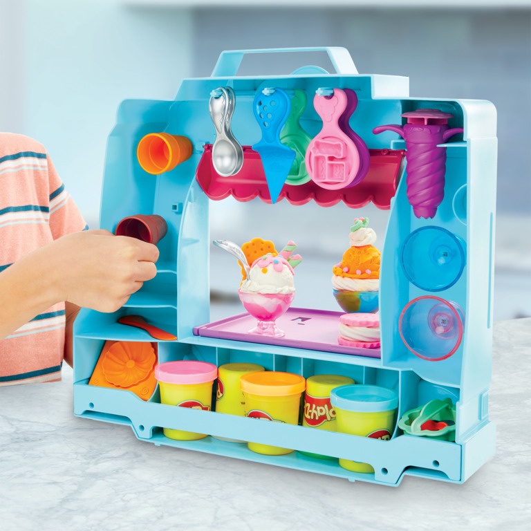Đồ Chơi PLAY-DOH Xe Kem Di Động F1390