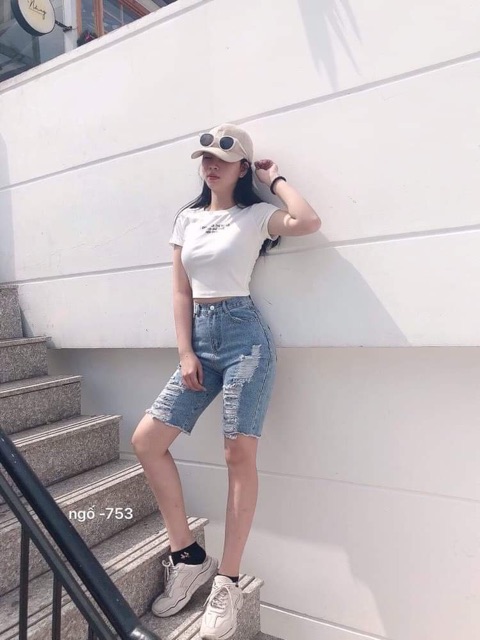 Quần jean ngố lai tưa rách mã 107.272