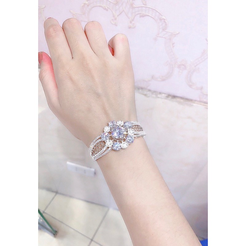 Vòng tay hoa đá bạc ta