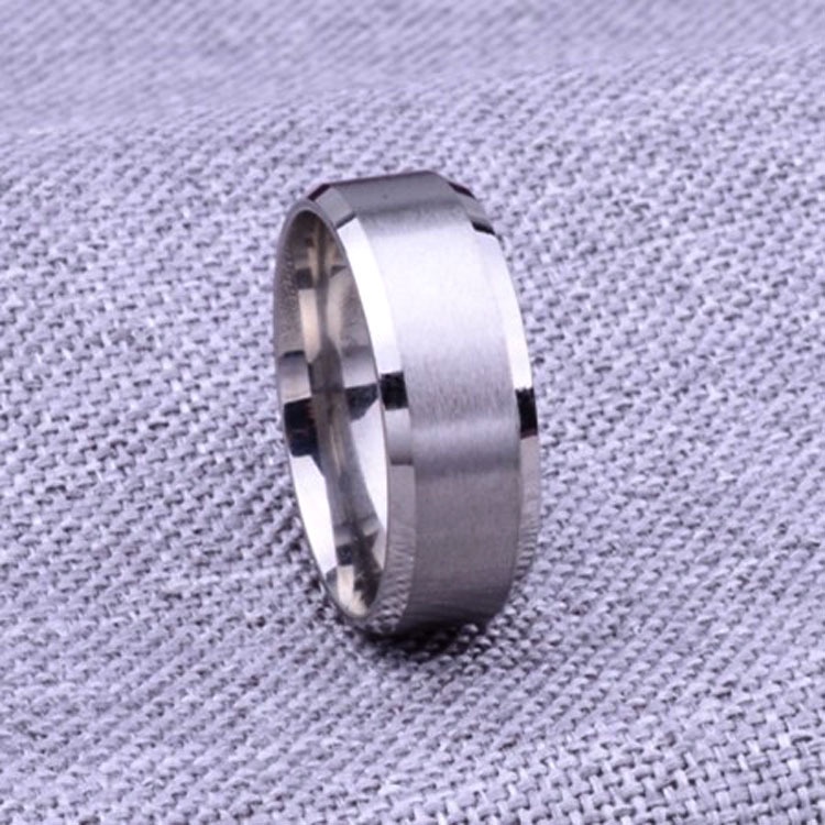 1 Nhẫn Cưới Thời Trang Cho Nam Và Nữ