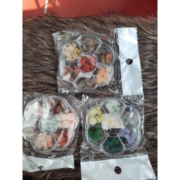 hoa khô lụa ẩn gel