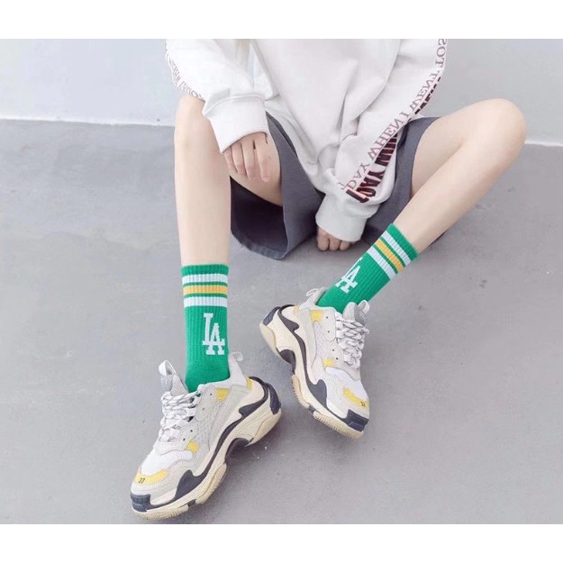Vớ Tất LA cổ cao Nam Nữ đủ màu phong cách thể thao, đường phố, năng động.