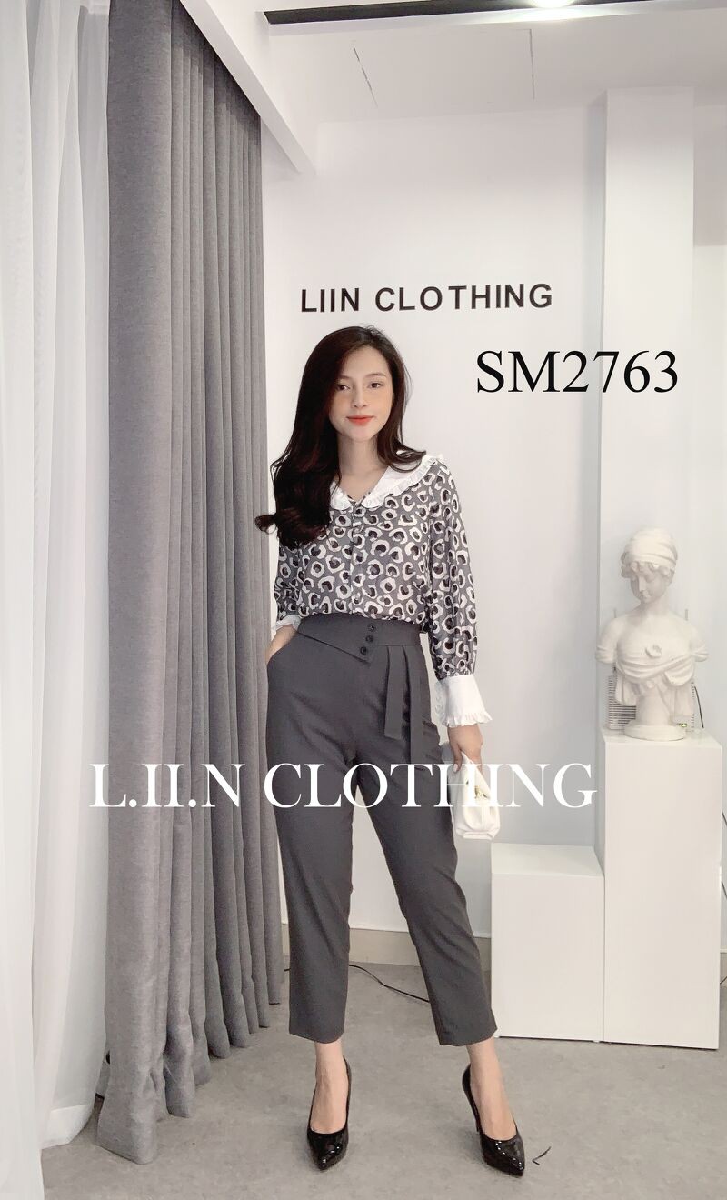 Áo kiểu nữ cao cấp Liin clothing chất liệu voan thoáng mát, màu xám cổ trắng thanh lịch SM2763