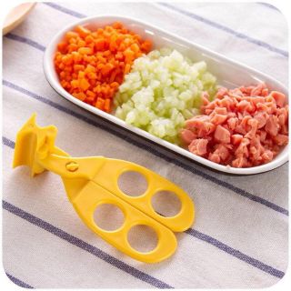 Kéo nghiền đồ ăn dặm cho bé