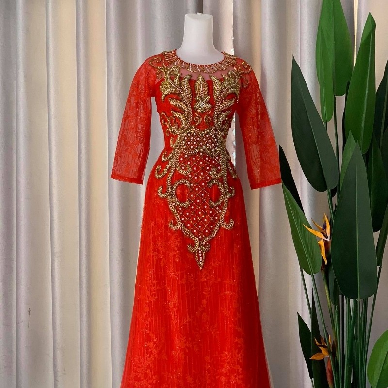 Áo Dài Mẹ Cô Dâu - Áo Dài Sui Gia Màu Đỏ Tươi Kết Kim Sa Sang Trọng ADM013
