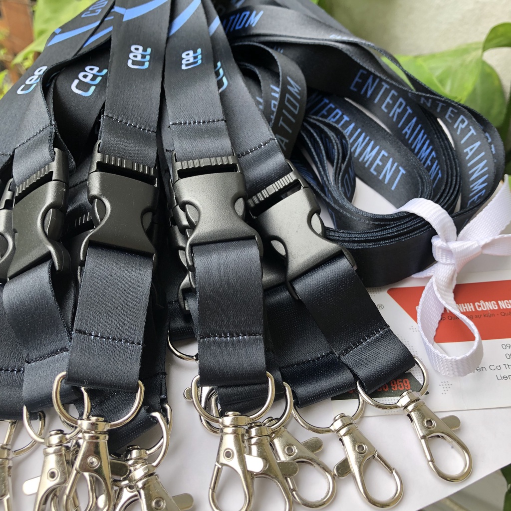 Dây đeo thẻ in logo ngân hàng, xưởng in dây đeo thẻ giá rẻ nhất shope dây đeo thẻ tên làm theo yêu cầu ở Hà Nội