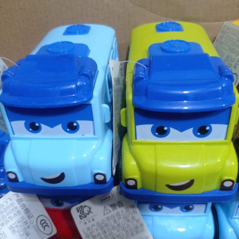 Đồ chơi mô hình xe bus phiên bản hoạt hình
