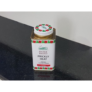 Phấn Lạnh Snake Brand prickly heat