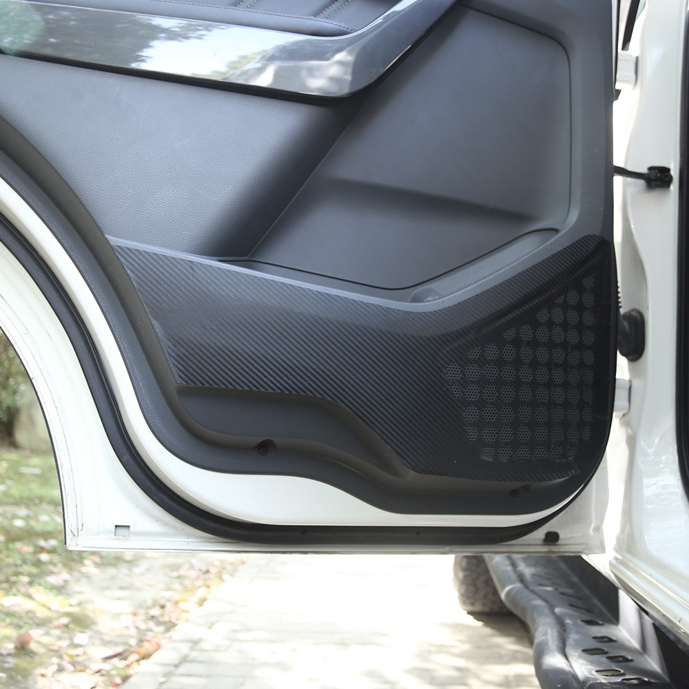 Miếng Dán Sợi Carbon Bảo Vệ Cửa Xe Hơi Ford Everest 2017 2018 2019