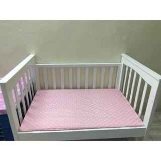 Ga chun bọc đệm cũi cho bé
