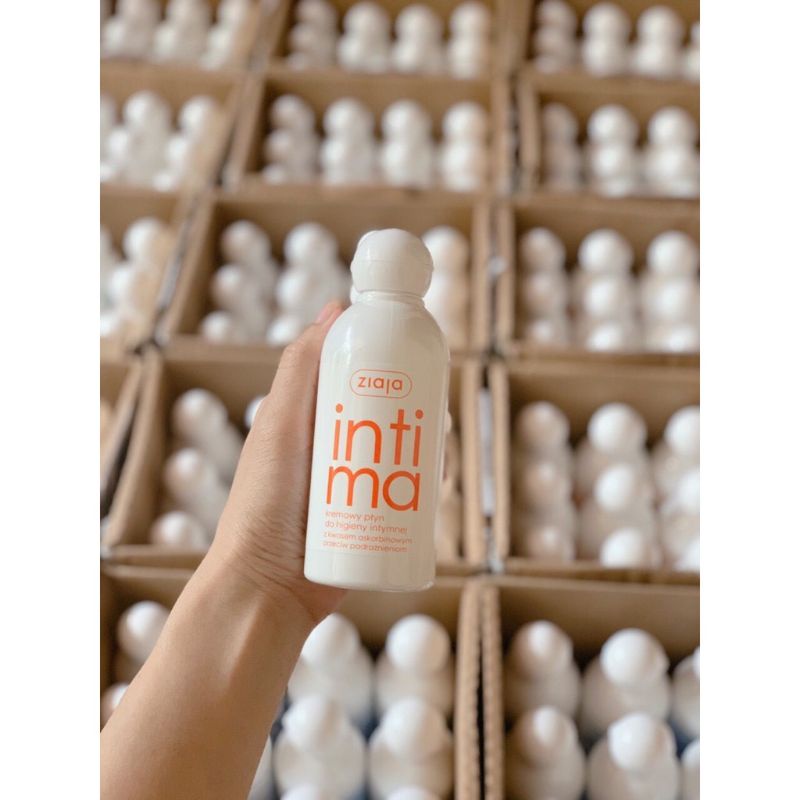 Dung dịch vệ sinh Intima Ziaja màu cam