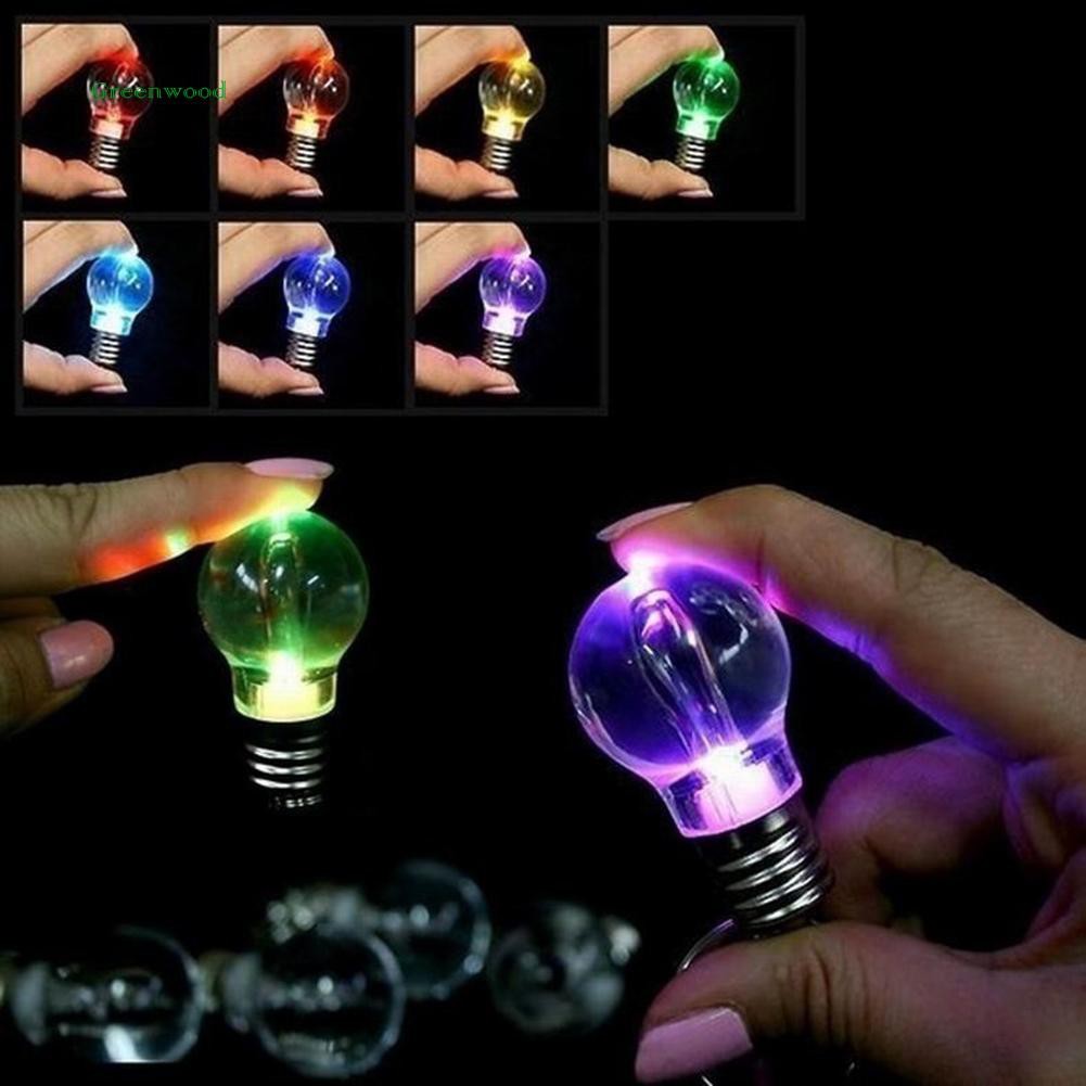 Móc khóa đèn LED đổi màu
