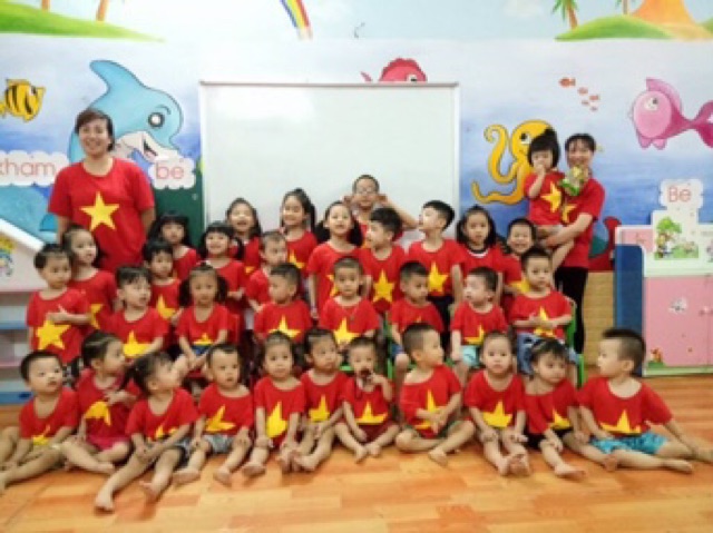 Áo sao nhí cho trẻ mầm non.