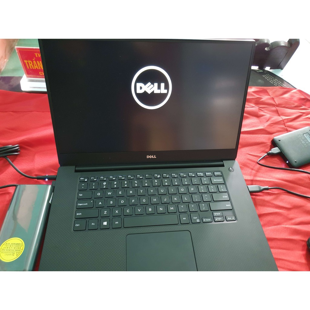 Laptop Dell Precision 5510 l Chíp E3-1505M v5l RAM 16GB l Màn hình 15'6 FHD  HÀNG ĐẸP 99%