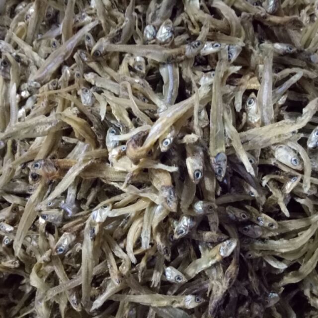 Nửa ký Cá cơm nhạt ( cá chỏng)
