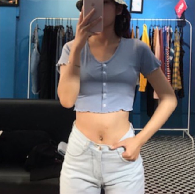 Áo ERRORIST croptop cổ tim cài nút