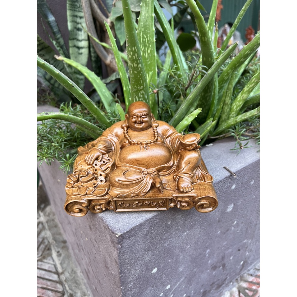 Tượng gỗ di lặc vạn sự như ý để ô tô phong thủy