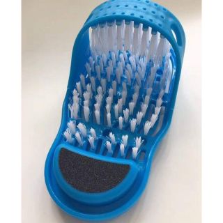 DỤNG CỤ RỬA CHÂN ĐA NĂNG, Dép bàn chải chà chân đa năng, dép mát xa chân tiện ích