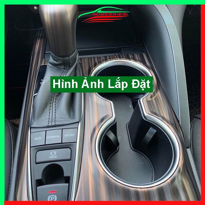 Ốp nội thất cho xe ô tô Camry 2019-2020 vân gỗ bảo vệ chống trầy xước và làm đẹp xe