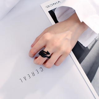 Adjustable ring with arrow opening