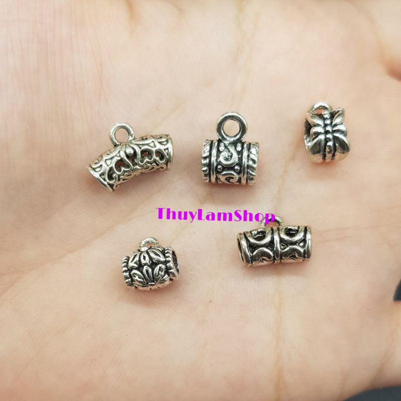 Charm cống khuyên xỏ bụng