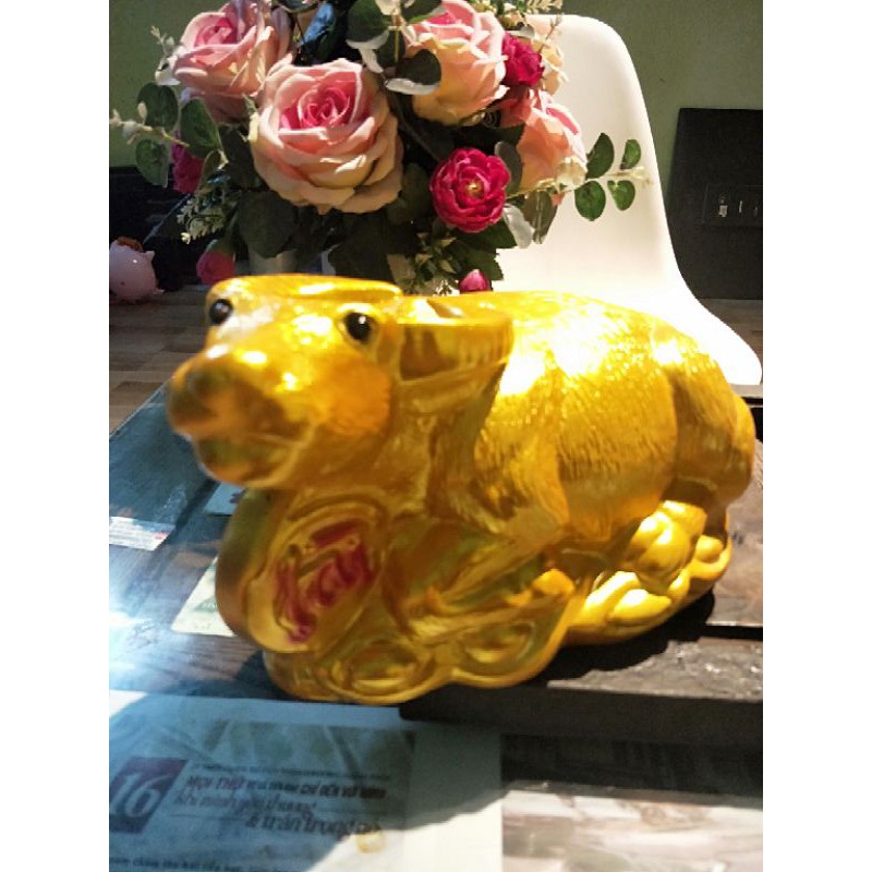 Trâu vàng tiết kiệm may mắn tài lộc