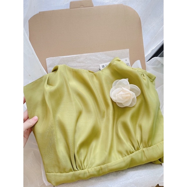 VN823 - VÁY TƠ 2 LỚP XOÈ TẦNG CHÉO EO ĐÍNH HOA VAI