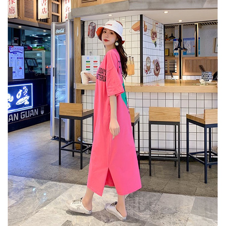 Đầm thun suông xẻ tà váy cổ tròn dáng dài họa tiết chữ today